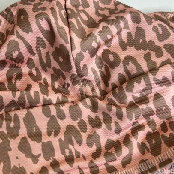 New Spell and The Gypsy Collective Wild Thing Active Crop Sports Bra Size Medium - Picture 6 of 6